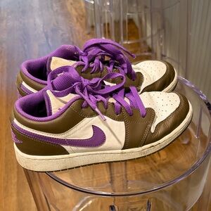 Nike Brown and Purple Low-Top Sneakers
